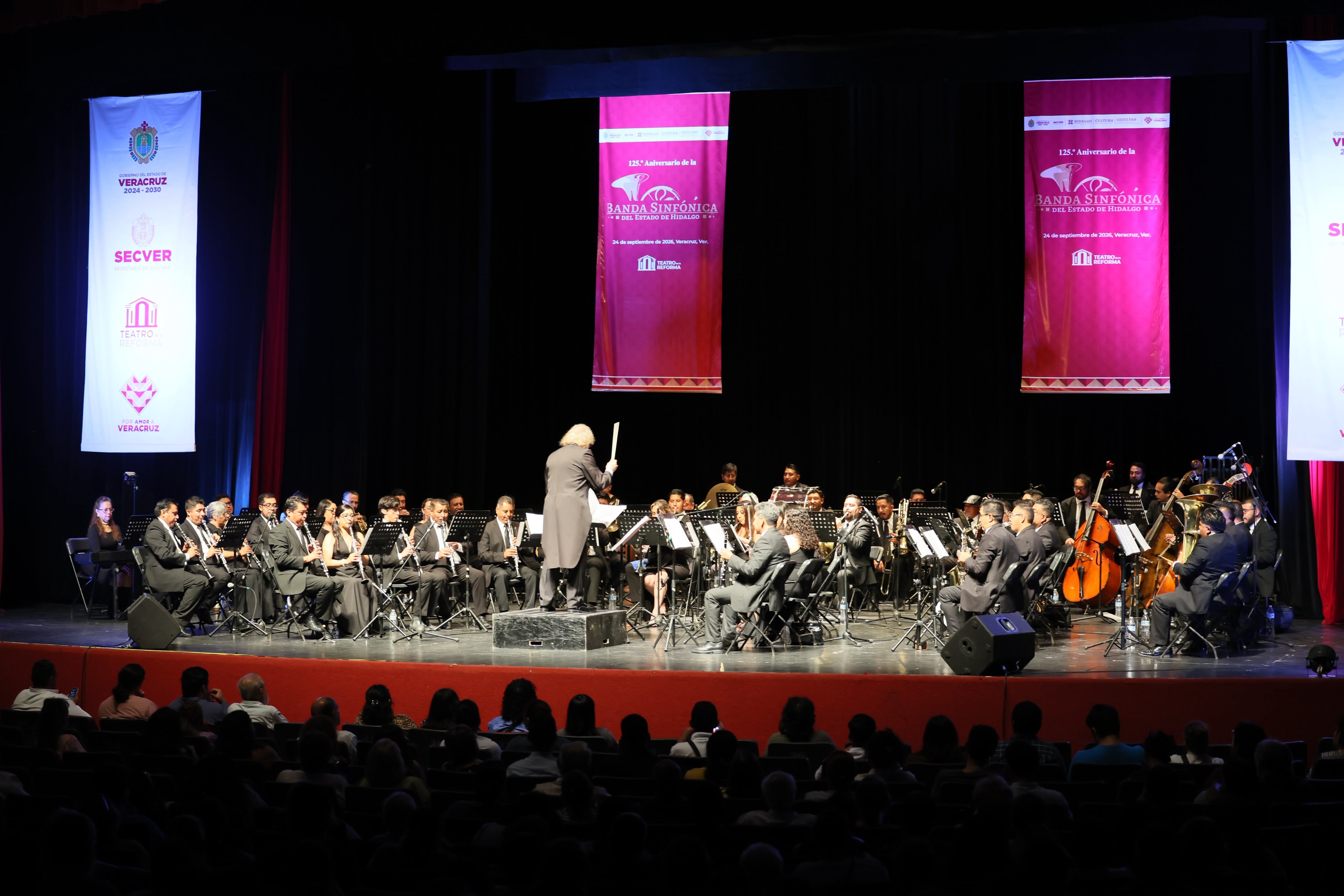 Celebra Banda Sinfónica del Estado de Hidalgo sus 125 años con gala en Veracruz